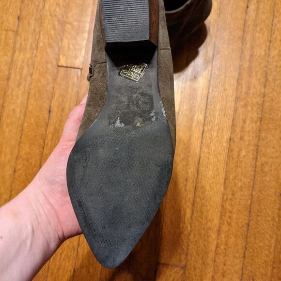 L'INTERVALLE | Suede Bleeker Boots - Picture 5 of 7